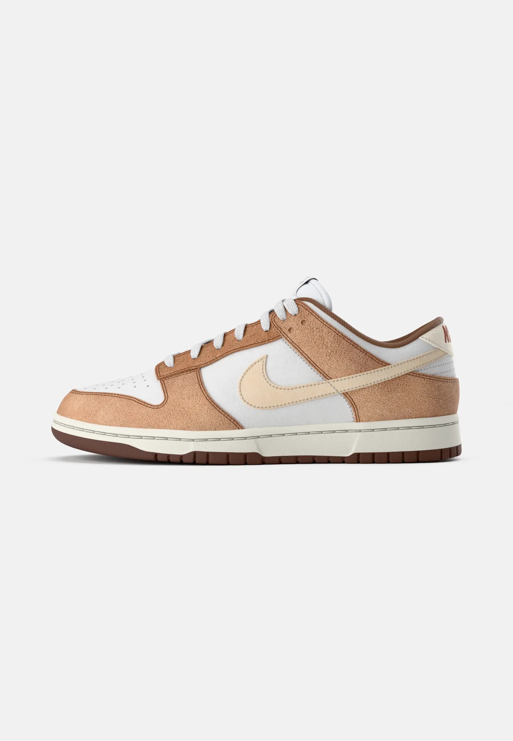 Dunk Low Retro Premium